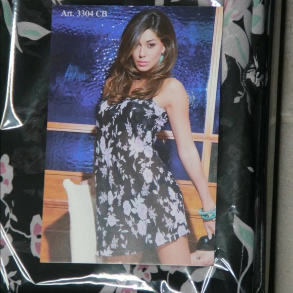 Karelpiu 👚 NightDress - Picture 1 of 4